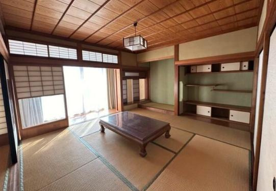 出雲市高岡町　中古戸建の和室