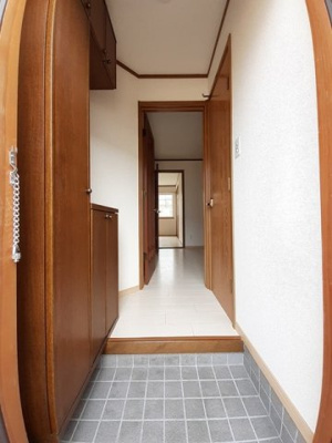 【玄関】 | フレグランス望Ｂ | ゆったりとした玄関です