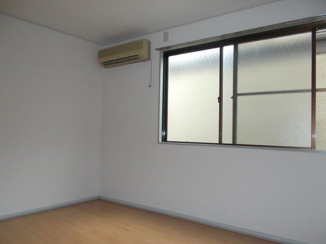 第11水沼ビルの洋室|清潔なふろーりんぐ