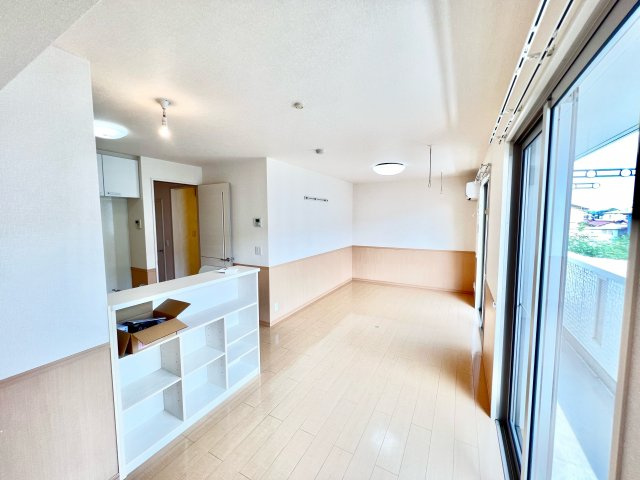 リビングタウン稲毛の杜C棟の居間・リビング|※別部屋参考写真