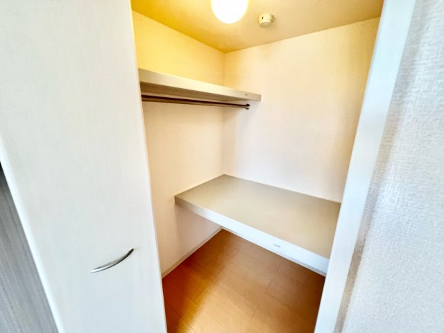 リビングタウン稲毛の杜C棟の収納|※別部屋参考写真