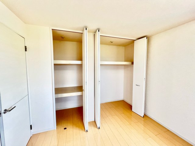 リビングタウン稲毛の杜C棟の収納|※別部屋参考写真