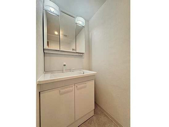 【独立洗面台】