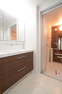 【洗面所】 | ルピナスかしわ台　6階　３LDK　リフォーム済み　【仲介手数料無料】