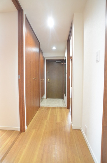 【玄関】 | ルピナスかしわ台　6階　３LDK　リフォーム済み　【仲介手数料無料】