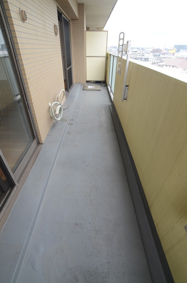 【バルコニー】 | ルピナスかしわ台　6階　３LDK　リフォーム済み　【仲介手数料無料】