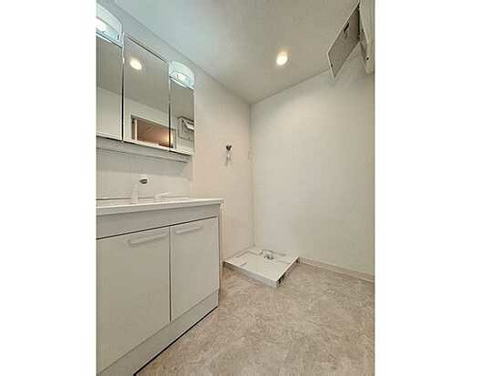 【独立洗面台】