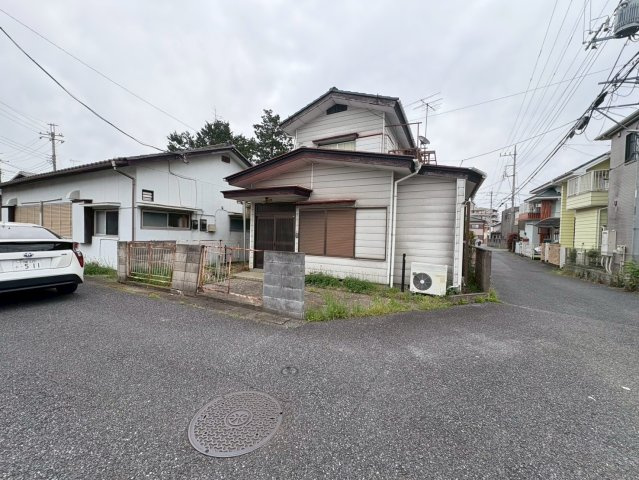 坂戸市泉町2丁目　建築条件なし売地　「坂戸駅」徒歩15分　敷地35坪　【桜小学区】