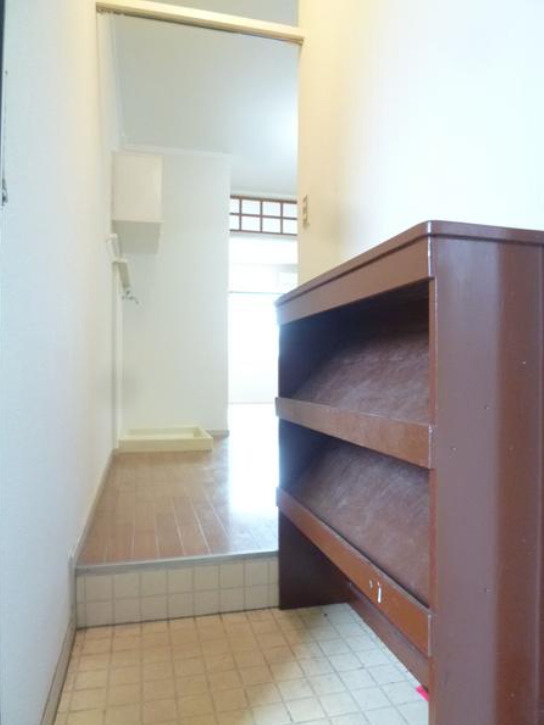 サンハイツ坂口の玄関