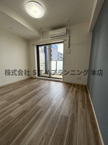 仲介手数料０円！レジデンス東別院スクエアの居間・リビング