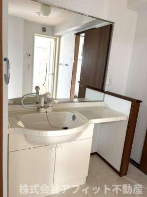 【洗面所】 | カーサ・ソレアード | 洗髪洗面化粧台