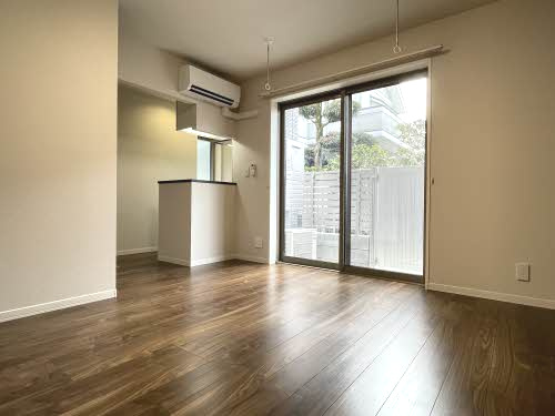 熊本市中央区薬園町の賃貸マンションの居間・リビング