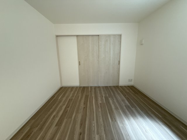 ジーメゾン飾磨恵美酒の洋室