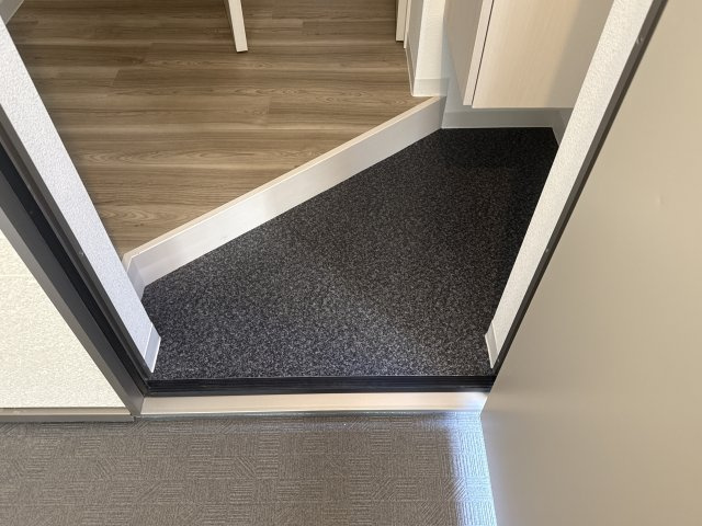 ジーメゾン飾磨恵美酒の玄関