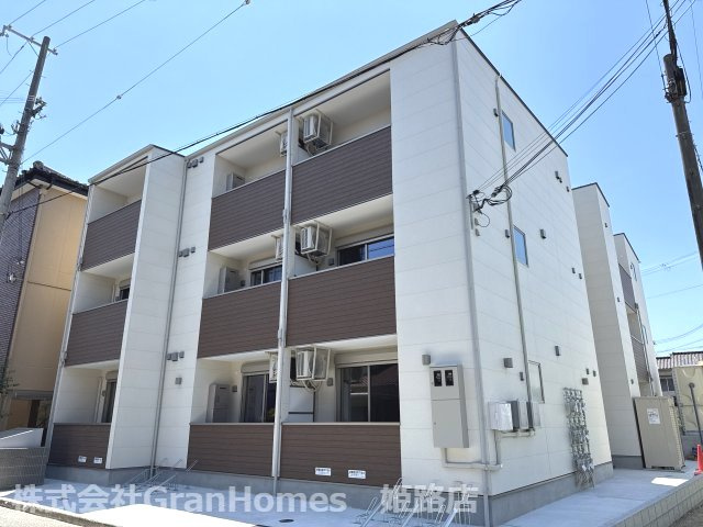 ジーメゾン飾磨恵美酒の外観