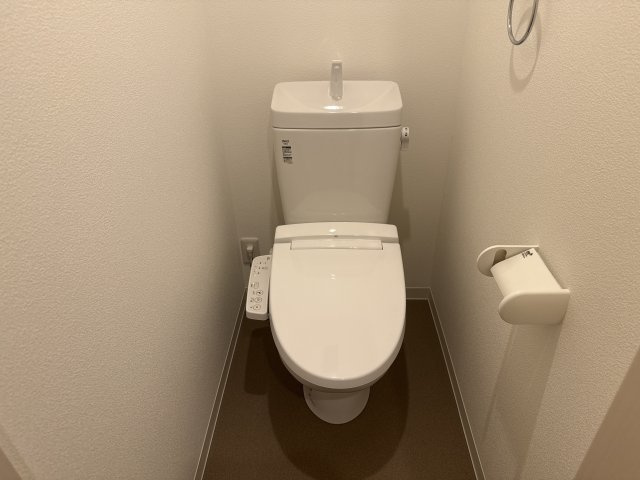 ジーメゾン飾磨恵美酒のトイレ