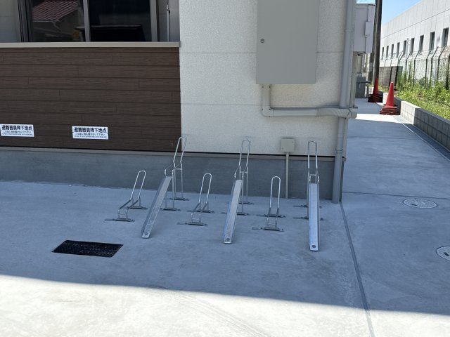 ジーメゾン飾磨恵美酒の駐車場