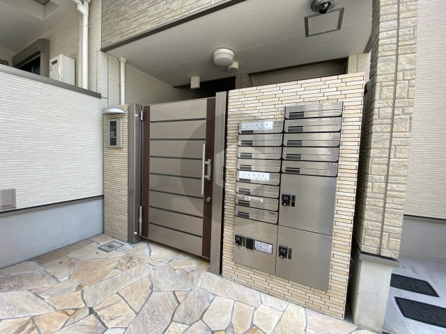 フジパレス若江岩田サウスのエントランス