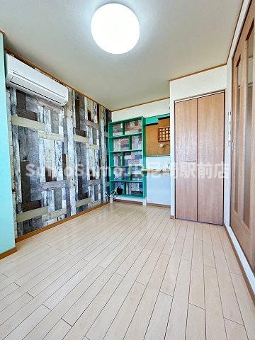 サニーハイツ (杭瀬)の居間・リビング|居間です