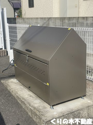 【その他】 | ボナ フォルトゥーナ | 専用ゴミ置き場です