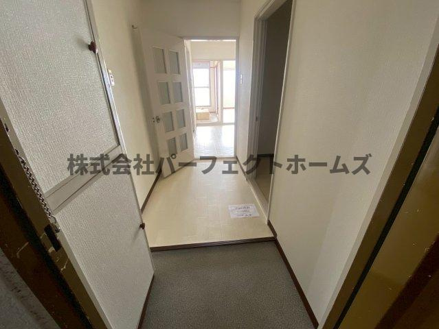ハイクレスト宮之阪の玄関|シンプルで使いやすい玄関です