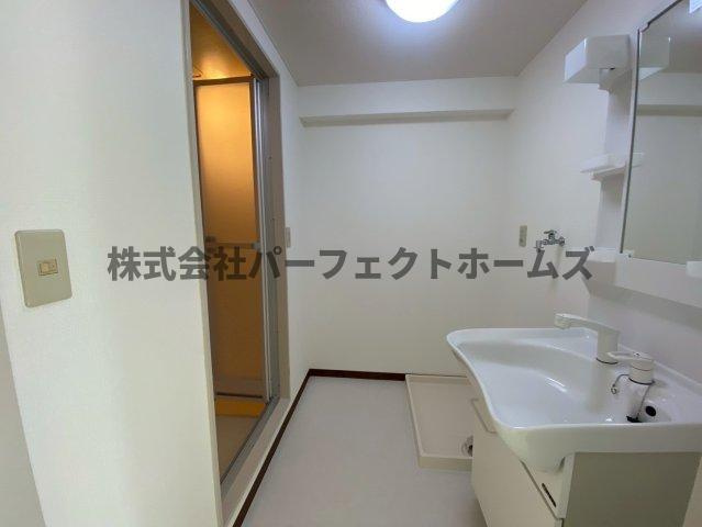 ハイクレスト宮之阪の洗面所|使いやすい洗面所です