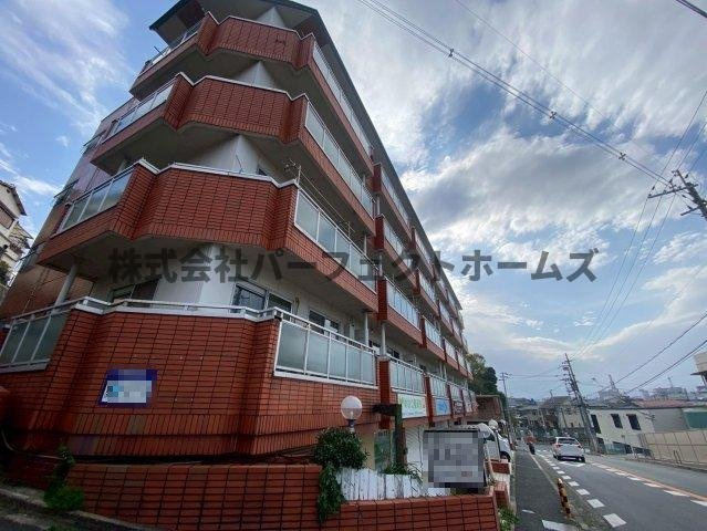 ハイクレスト宮之阪の外観|外はこのようになっています