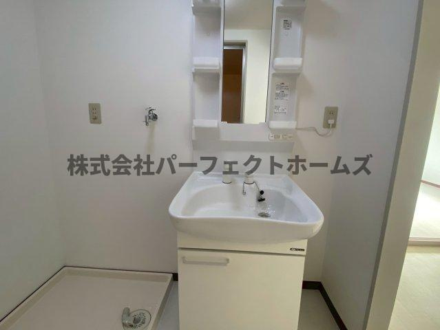 ハイクレスト宮之阪の独立洗面台|独立洗面化粧台付き