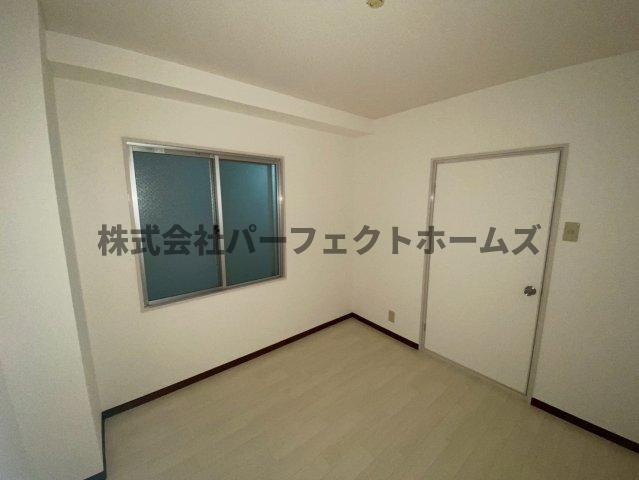 ハイクレスト宮之阪の洋室|スタンダードな洋室です