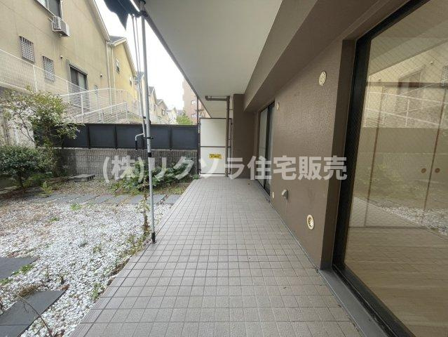 ダイアパレス枚方山田池公園のバルコニー|■物件内覧・資金計画相談・住宅ローン相談、リフォーム相談、お問合せ受付中■
※当日・翌日のご内覧、ご相談はお電話でのお問合せがスムーズです！