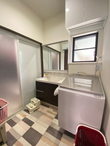 都城市鷹尾１丁目の中古一戸建の独立洗面台