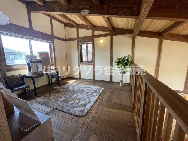 八幡三反長　新築一戸建ての子供部屋|フリースペース10.4帖
■物件内覧・資金計画相談・住宅ローン相談、リフォーム相談、お問合せ受付中■
※当日・翌日のご内覧、ご相談はお電話でのお問合せがスムーズです！