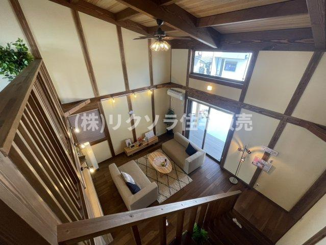 八幡三反長　新築一戸建ての内装|階段からの景色
■物件内覧・資金計画相談・住宅ローン相談、リフォーム相談、お問合せ受付中■
※当日・翌日のご内覧、ご相談はお電話でのお問合せがスムーズです！