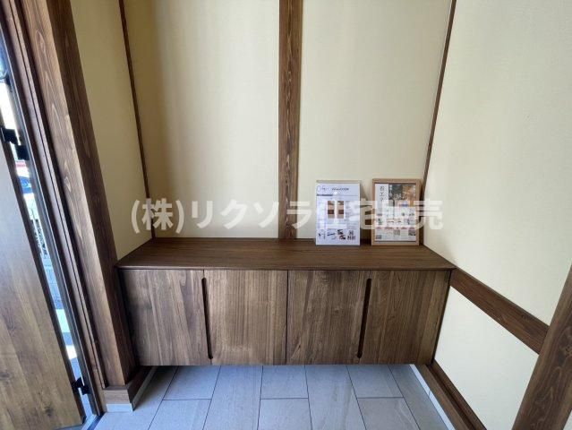 八幡三反長　新築一戸建ての収納|玄関収納
■物件内覧・資金計画相談・住宅ローン相談、リフォーム相談、お問合せ受付中■
※当日・翌日のご内覧、ご相談はお電話でのお問合せがスムーズです！