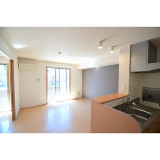 【その他】 | ヴィルドミール中今泉 | リビング窓向き