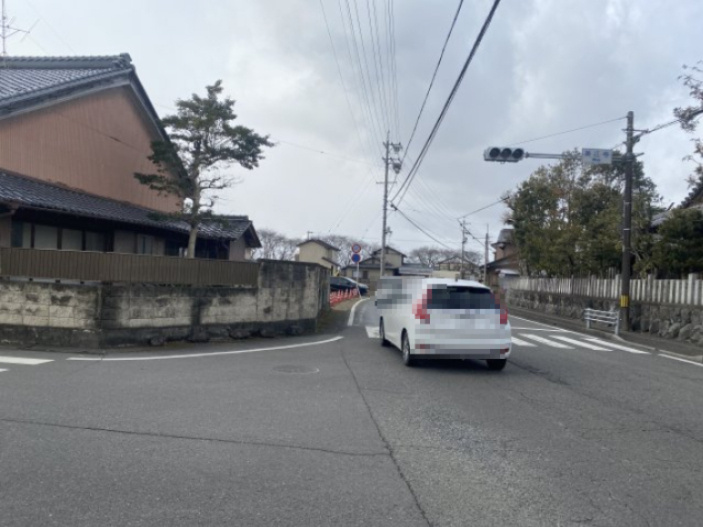 中古平屋住宅　美江寺の前面道路含む現地写真