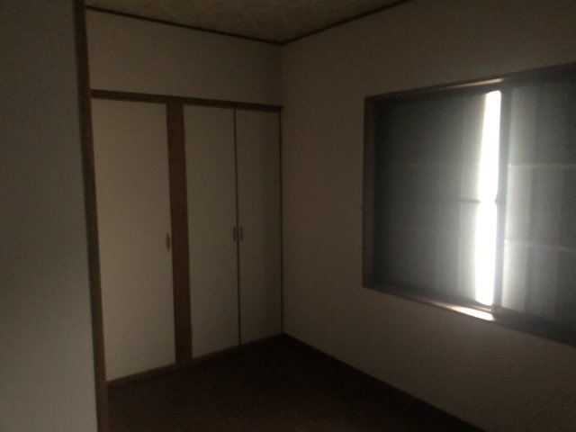 店舗付住宅　三田洞東1丁目の収納