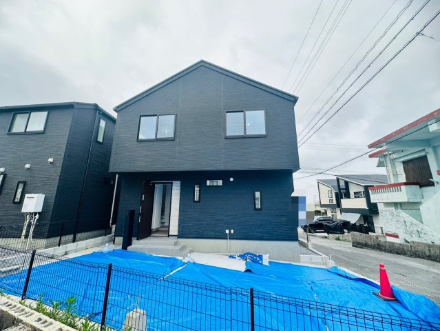 ＡＨＣ　宜野湾市長田２丁目　①号棟の外観|落ち着いた雰囲気の外観です