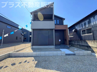 【外観】 | 現地写真。同じ物件を見るなら、プラス不動産販売にお任せ下さい。