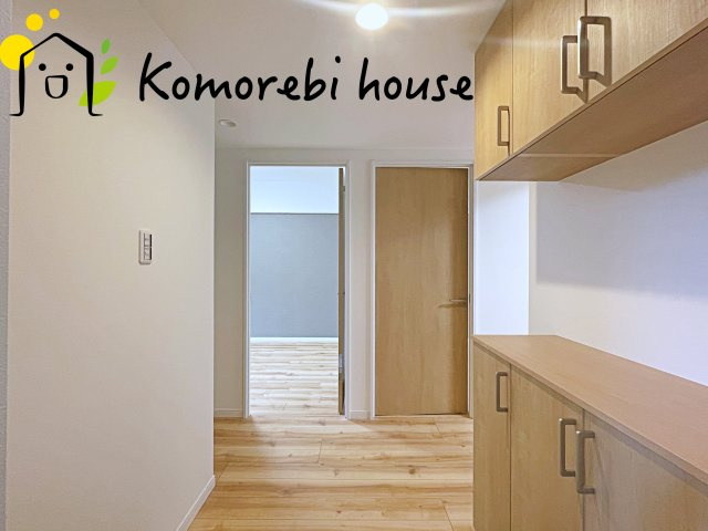 ガーデンストリーム鴻巣3番館の玄関|きれいな玄関です