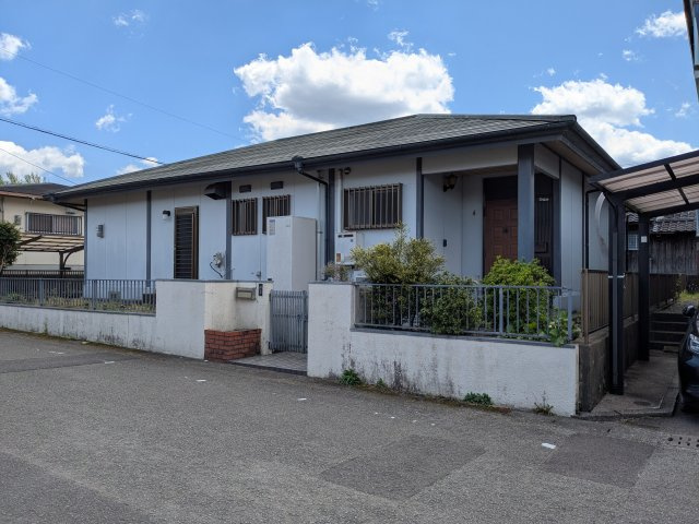 都城市上川東２丁目の中古一戸建の外観