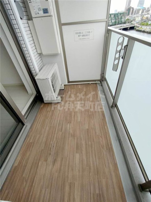 【バルコニー】 | アドバンス大阪ドーム前アヴェニール | 暖かな日差しのふりそそぐバルコニー