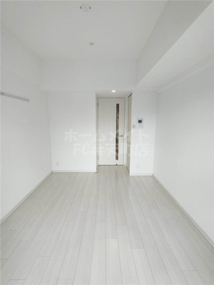 【居間・リビング】 | アドバンス大阪ドーム前アヴェニール | 使いやすい居間です