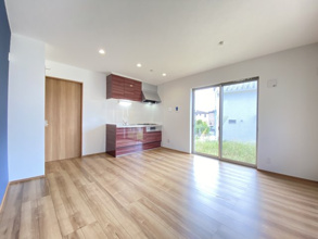 【居間・リビング】