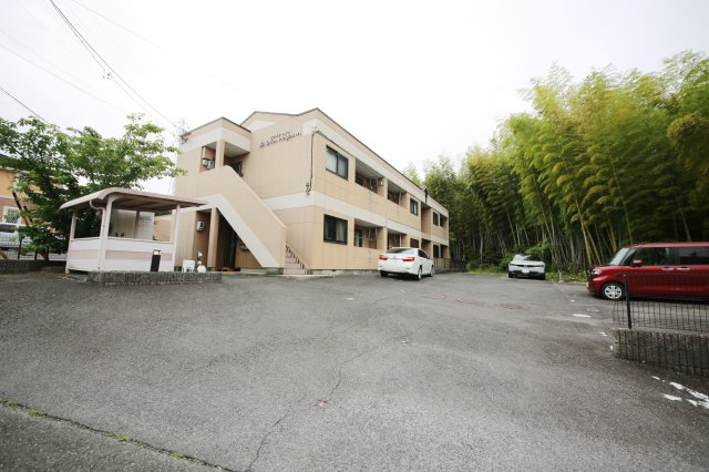 オリオンハイツＡ棟の駐車場