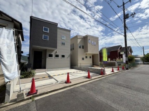 新築戸建　長楽寺１丁目（A/AB）の前面道路含む現地写真