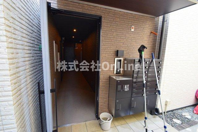D porta felizのエントランス