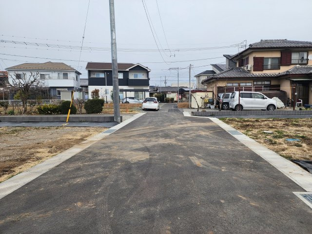 高崎市倉賀野町売土地 2号地の前面道路含む現地写真