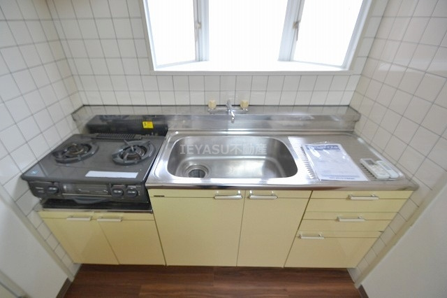 サンハイム庚午南のキッチン