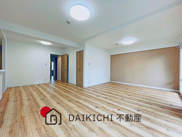 【居間・リビング】 | ガーデンストリーム鴻巣3番館　中古マンション